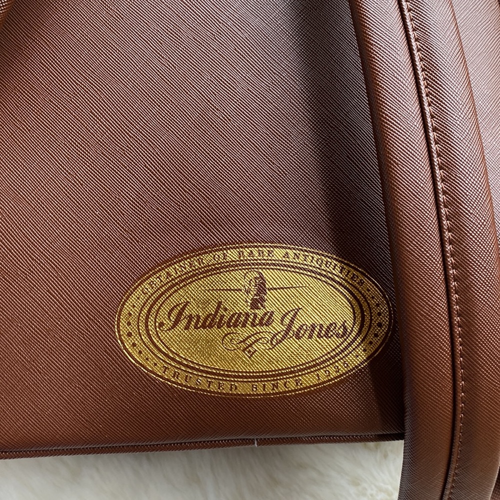 LOUNGEFLY BACKPACK INDIANA JONES - Picture 4 of 6